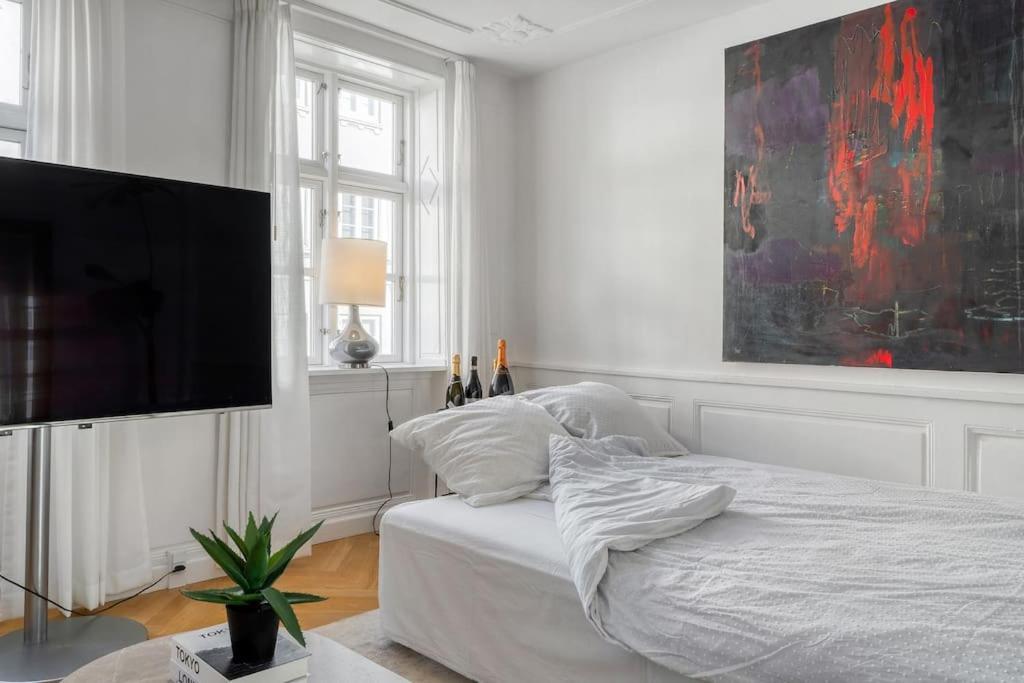 Og Charmerende * København